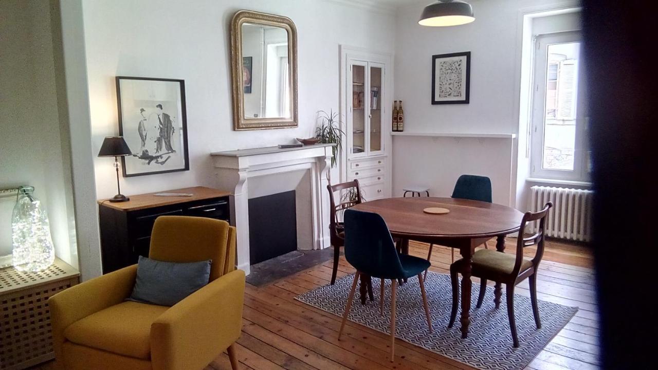 Du 31 - Centre - 1er Etage - 56 M2 *